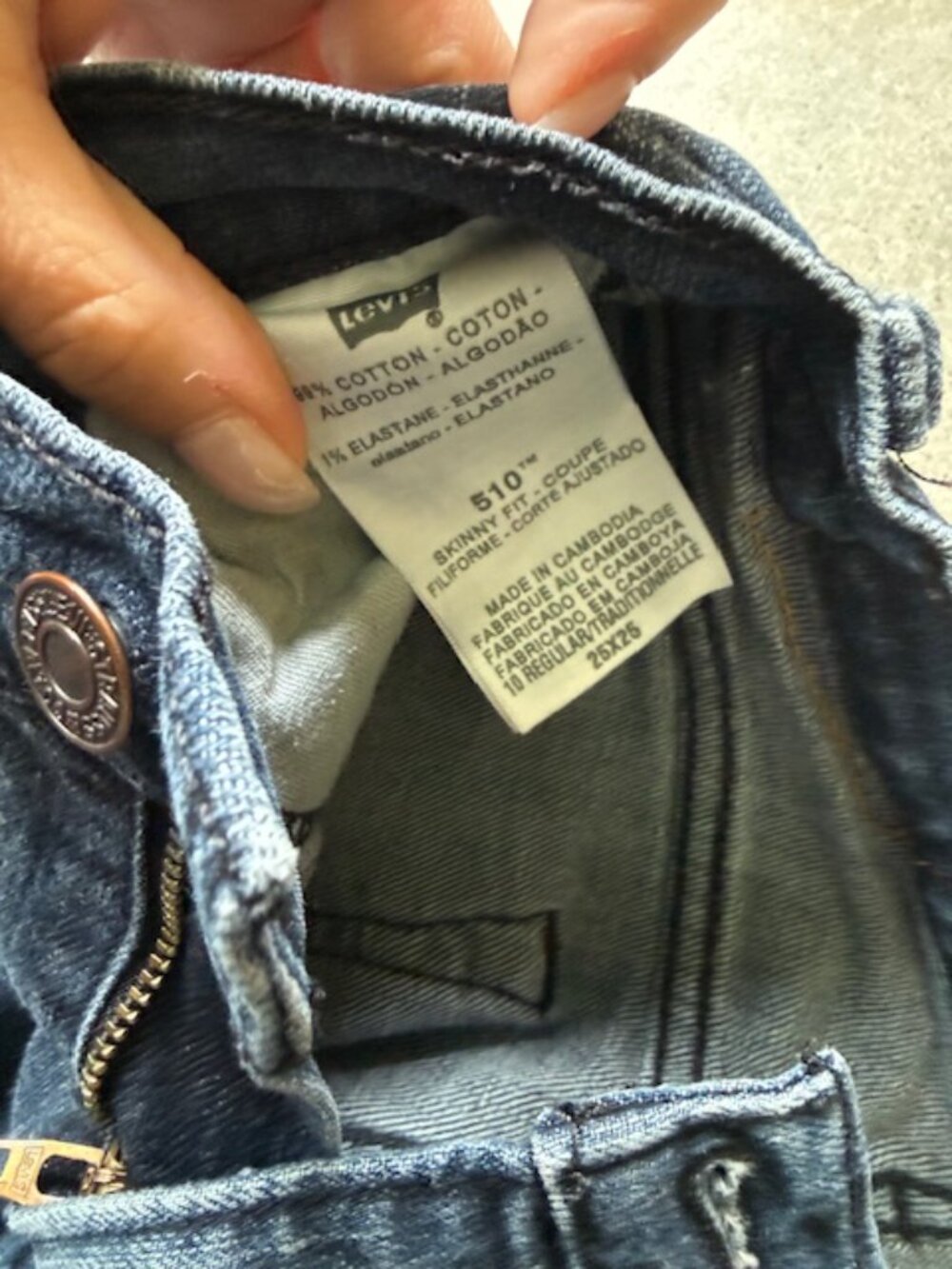 Blue Jeans - Picture 2 of 2